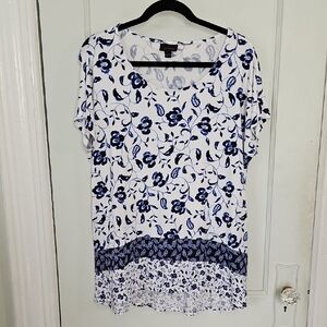 J. Jill Floral Blue and White Print Women's Top - M